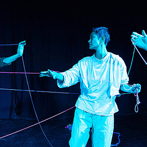 Let ist be friendship - Ein interdisziplinäres Performance-Projekt 